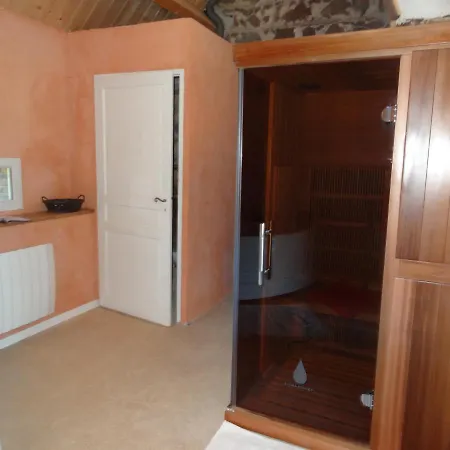 Des Chambauds - Allier - Auvergne -12 Pers Semesterbostad Le Donjon