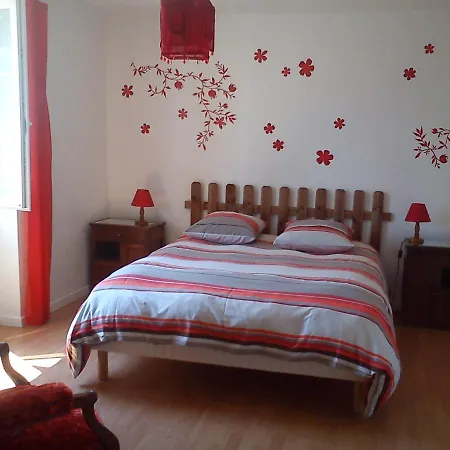 Holiday home Des Chambauds - Allier - Auvergne -12 Pers Le Donjon